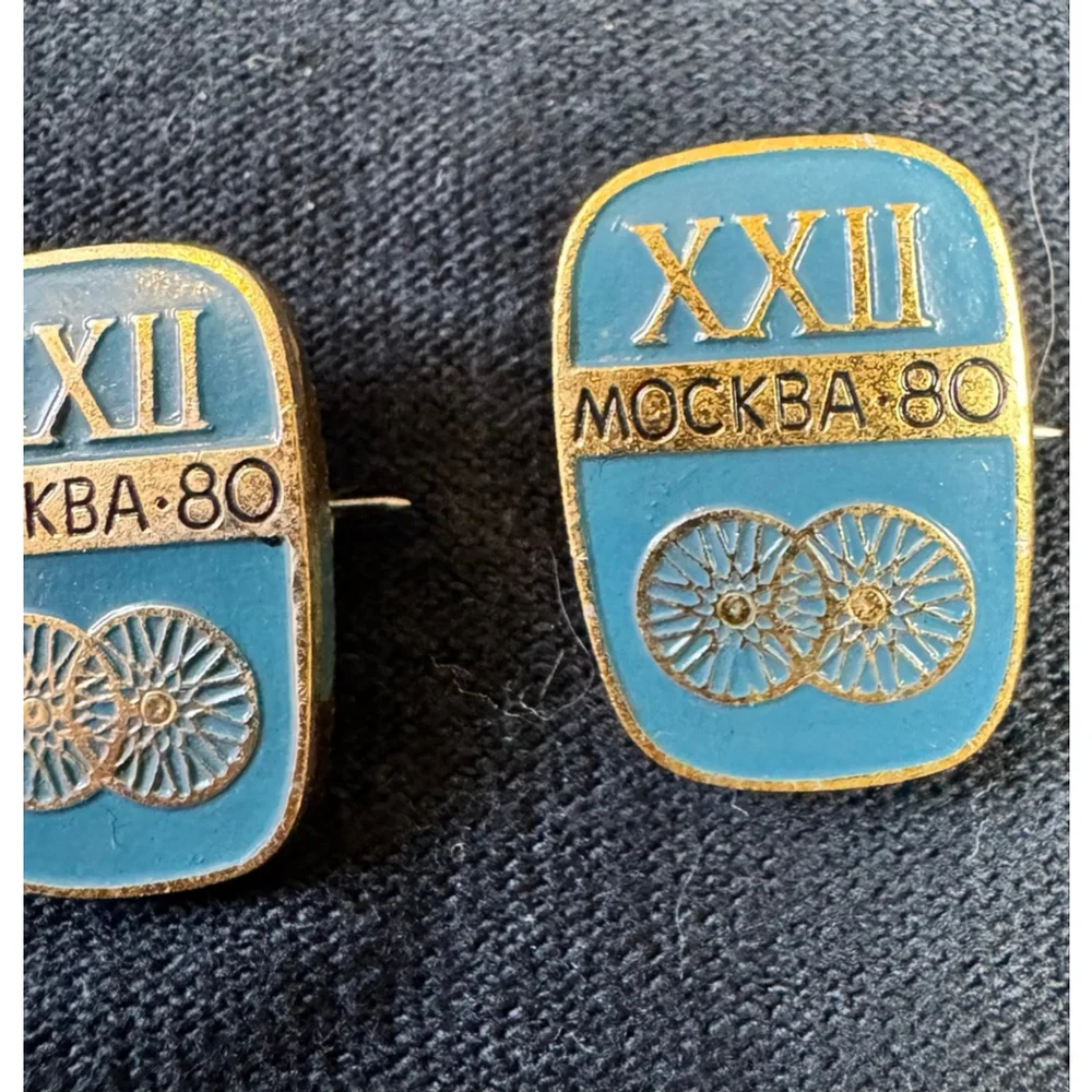 Pair - 1980 XXII Moscow Summer Olympic Games Cycling Pins Badges